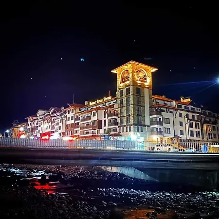 아파트 илен 433 Royal Towers 반스코