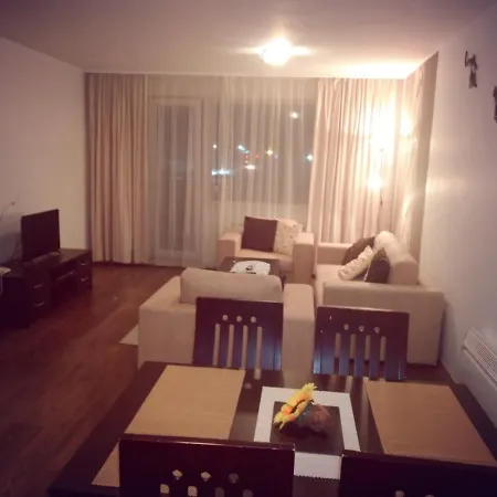 Апартамент нели 433 Royal Towers *