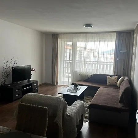 нели 433 Royal Towers Апартамент *