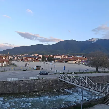 илен 433 Royal Towers 아파트