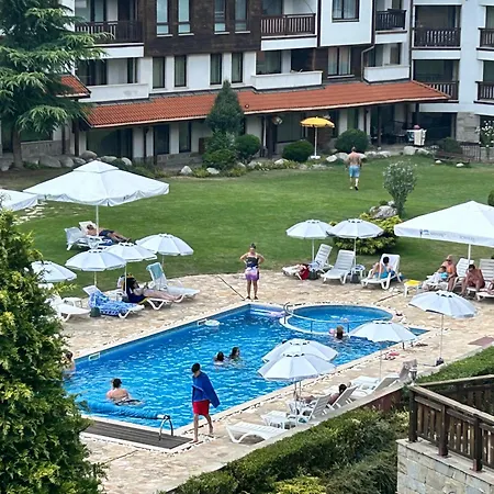 아파트 илен 433 Royal Towers