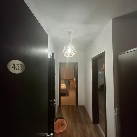 илен 433 Royal Towers Banszko