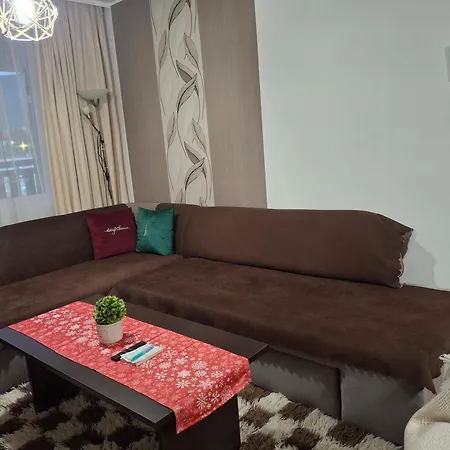 илен 433 Royal Towers Apartment *