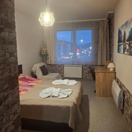 Апартаменти илен 433 Royal Towers *