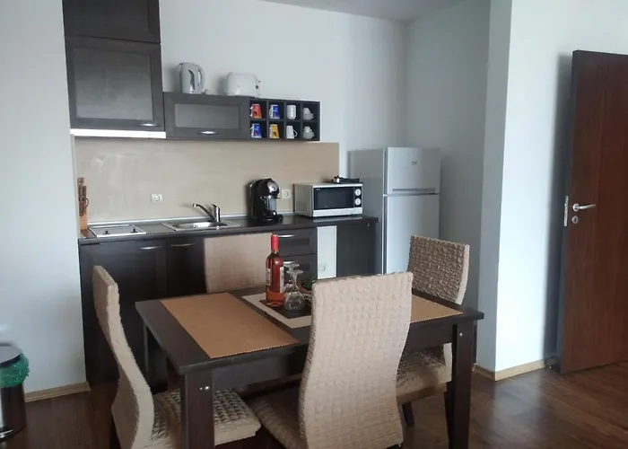 Apartman илен 433 Royal Towers